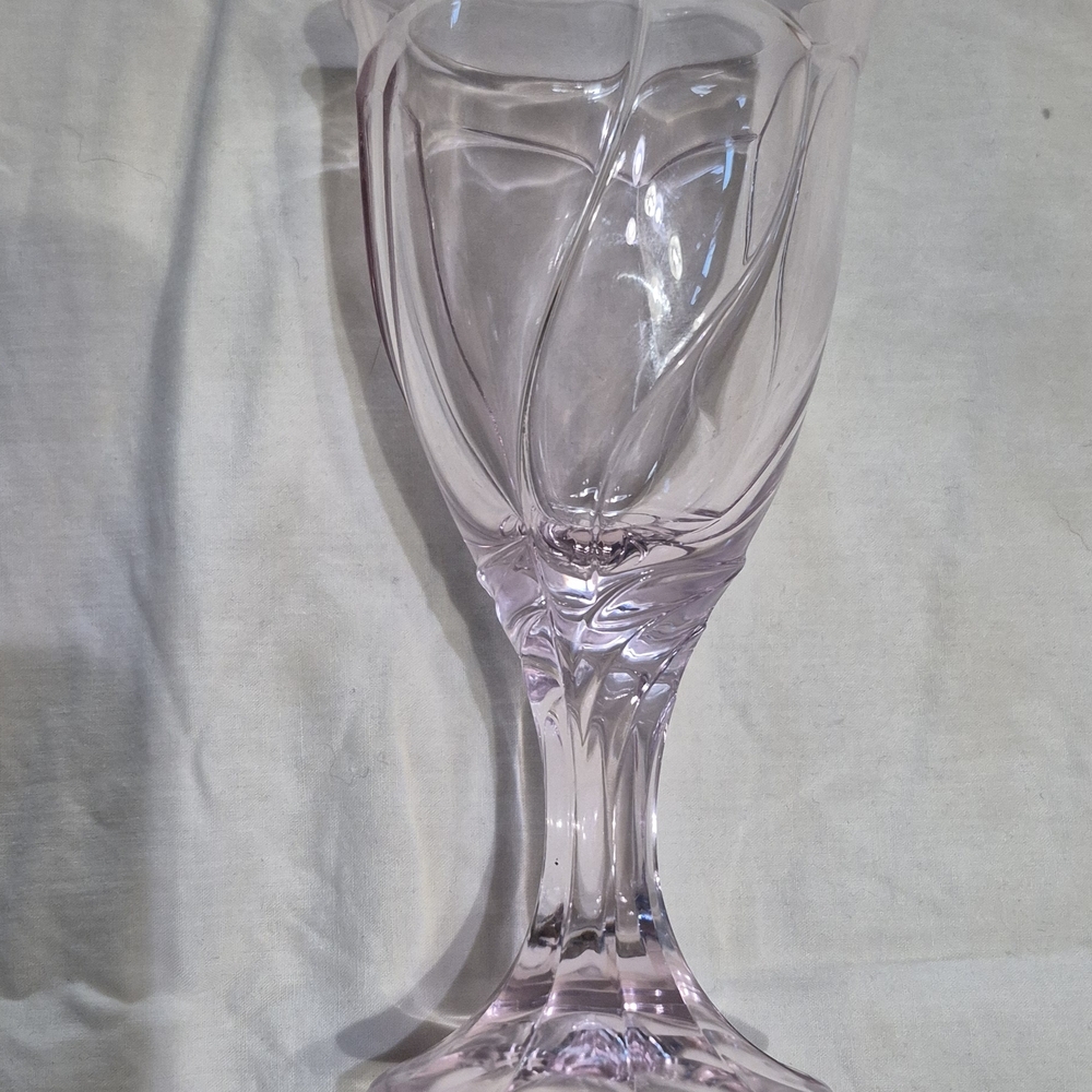 Sweet Swirl Pink collection by Noritake (Set Of 7)
